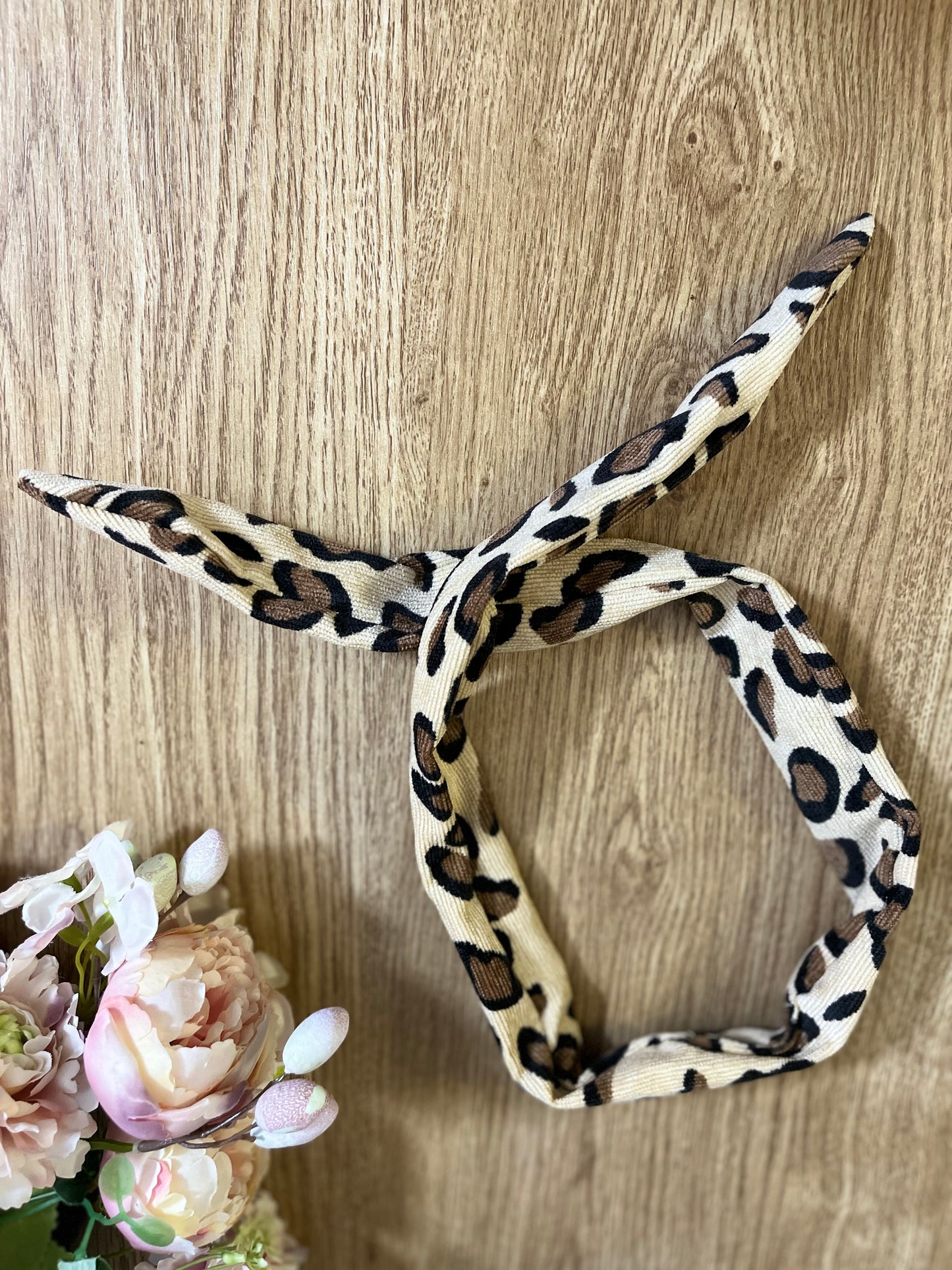 Cream leopard wire headband