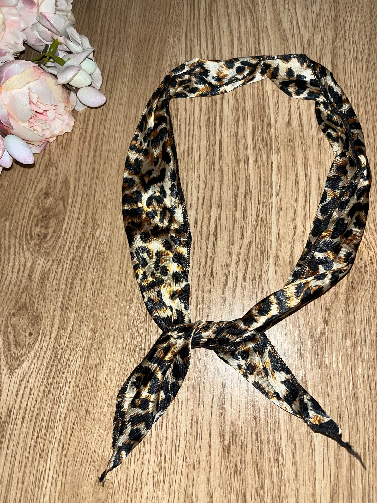 Dark leopard silk